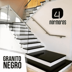 Escada em Mármore/Granito