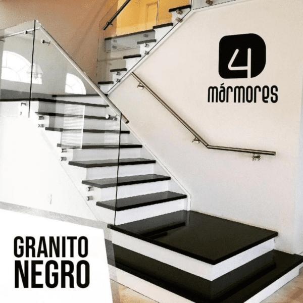 Escada em Mármore/Granito